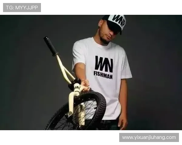 对话滑板达人李军探索他的滑板生涯与梦想追逐之路