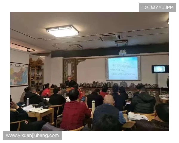 广州飞盘队边路渗透战术创新探讨与实践分析