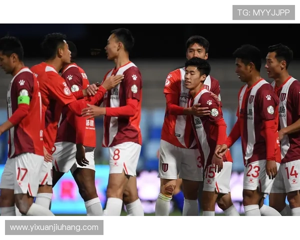 成都街舞队的进攻体系解析与战术创新探索 成都街舞队的进攻体系解析与战术创新探索